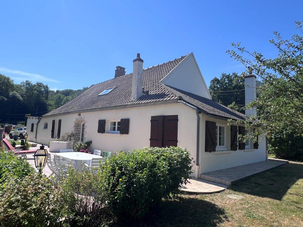 Maison 5 pièces 151 m² · à Charme · 151 m² · 349 000 €